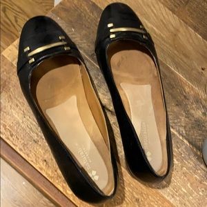 Naturalizer Black and Gold Flat. Size 12.